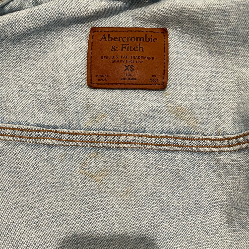 Abercrombie & Fitch denim trucker jacket woman’s XS 100% cotton - Picture 6 of 8
